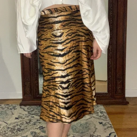 Tiger Print Midi Slip Skirt - Picture 6 of 6